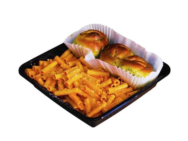 Catering Pink Pasta.